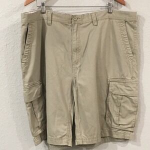 St. John's Bay Men 44 Shorts Beige Khaki Cargo Outdoor 100% Cotton Utility Hike